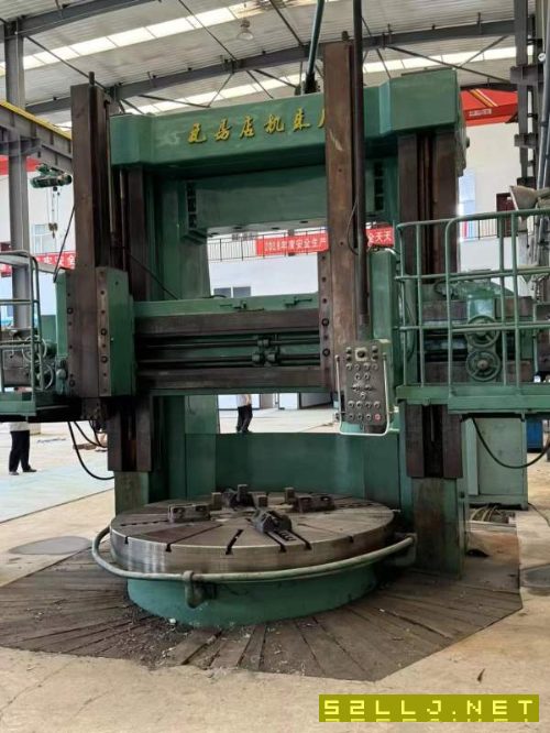精品瓦房店2米5立車，加工高度2米。需要的客戶聯(lián)系