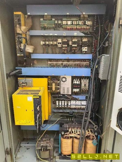 大連斜車，發那科系統，回轉直徑500，長度300，帶尾座.