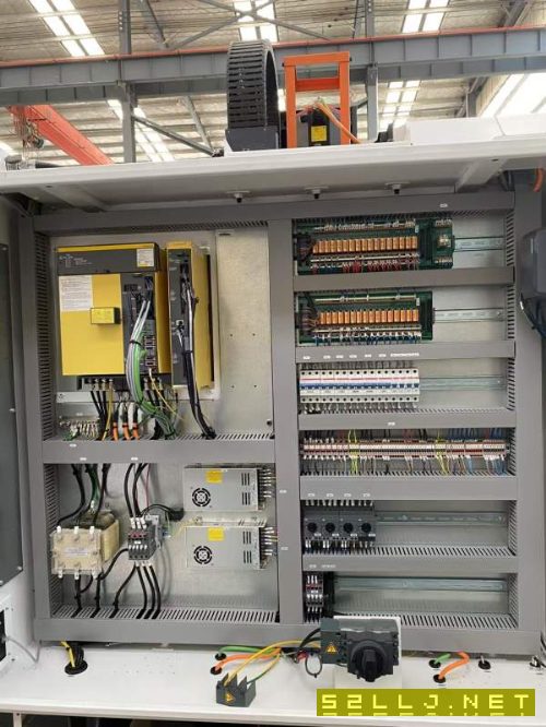 已售兩臺、還有兩臺德揚855加工中心，九成新設備，主.