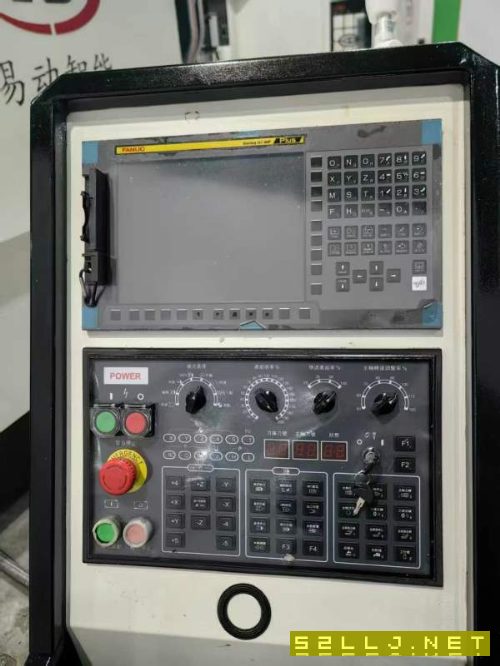 無(wú)錫易動(dòng)4500型材機(jī)，鑄件機(jī)身.三軸滾柱線軌，發(fā)那科0.