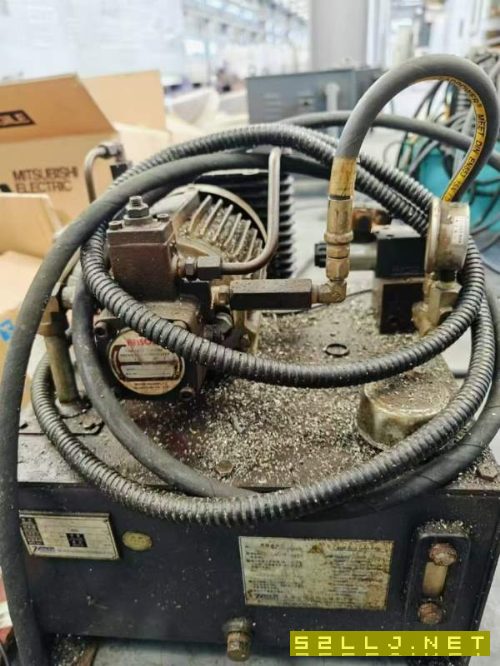 友佳FV-1600A加工中心2012年軍工企業非常少用發那科MD.