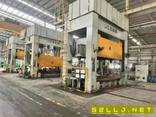 江東630噸框架液壓機，后兩臺_