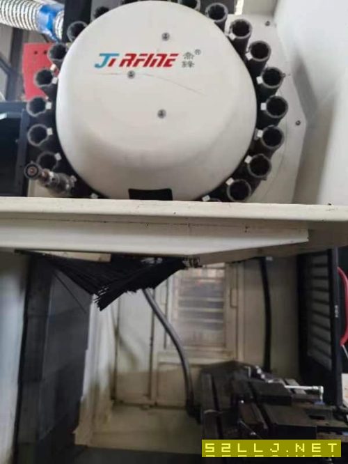喬峰VH85重型加工中心