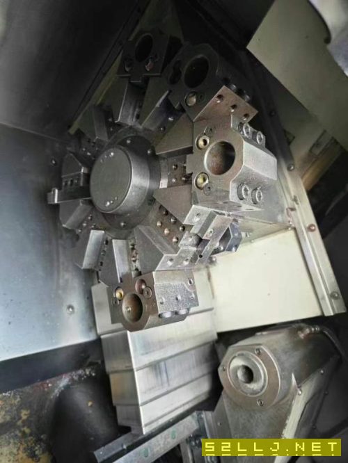 程泰GLS200，8寸卡盤，加工長度500，10工位伺服刀塔。