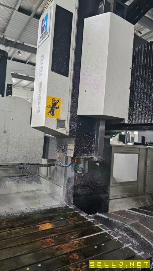 2023年12月南通國盛2716龍門加工中心，帶刀庫，bt50，.