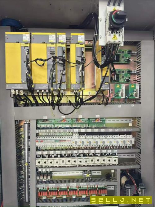 倉庫到貨一臺：友佳3025龍門加工中心：工作臺32米，門.