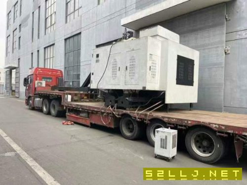 1380準新機BT50主軸，帶刀庫，帶鏈排，一會到倉庫