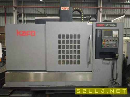 2019年臺灣高峰1050加工中心，三軸線規BT40主軸直連12.