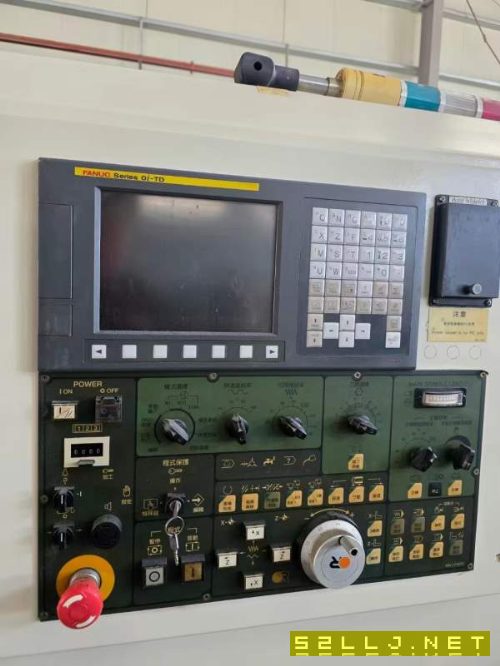 臺中精機VT20數(shù)控車床，8寸卡盤硬軌機，加工長度600