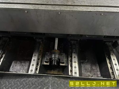 剛剛到貨阿邁科130加工中心，導軌兩線一硬，Y軸四導軌.
