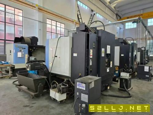 斗山5450加工中心，硬軌機，BT50主軸帶中心出水，帶四.