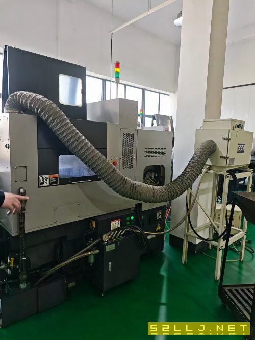 同款兩臺日本津上走心機B0325-II，棒料通過尺寸32mm，.