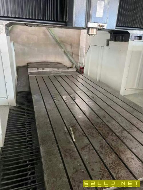 寧波海天2840數控龍門，工作臺2000/4000mm，門寬2800m.