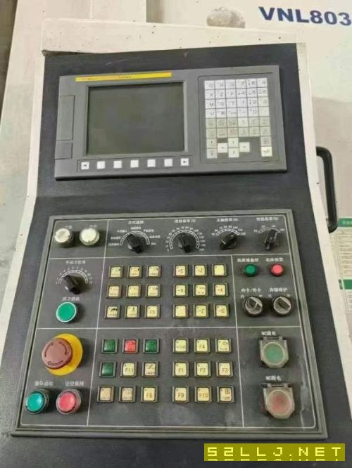800數控立車紐威VNL803H數控立車，回轉直徑1000，加工.
