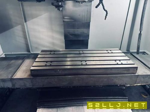 全新線軌滑塊軸承，精度1絲品牌:臺灣穎元1060加工中心.