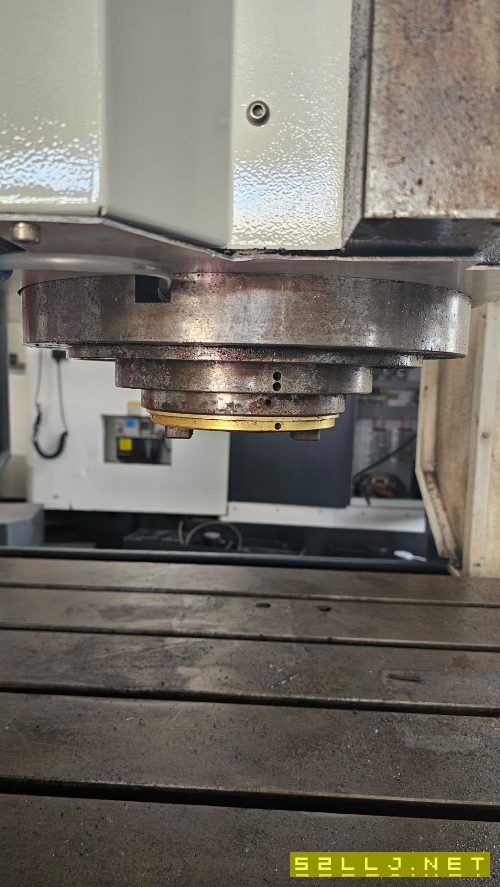 南通機床廠產2015數控龍門、行程2200/1600、帶側銑頭.