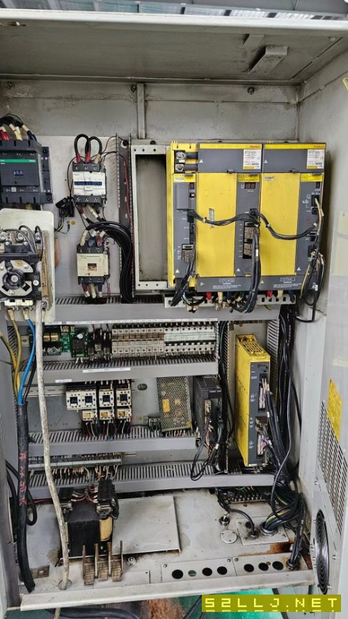 美國哈挺GS250PIus精密數控車床、發那科OI-TD阿爾法電.