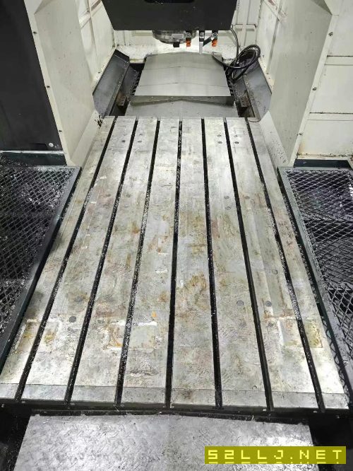 剛剛拿下一臺9成新臺功2015數控龍門加工中心、2024年.