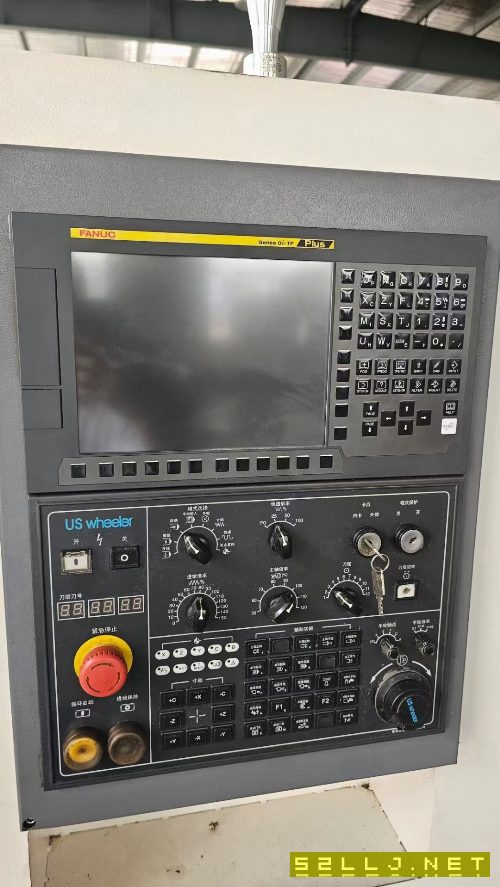 杭州惠勒LT-210，8寸卡盤(pán)主軸電機(jī)11/15KW，回轉(zhuǎn)直徑51.