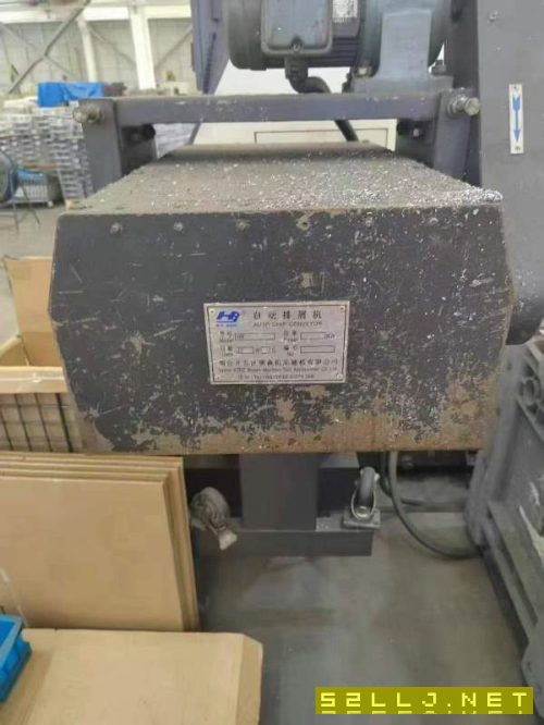 沈陽HTC54100重型數控車床，接電干活，12寸卡盤，加工.