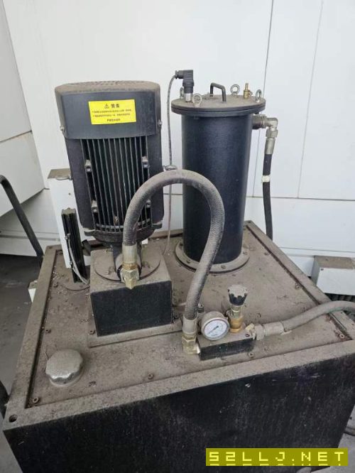 南通國盛3028龍門加工中心，2023年設備，帶全自動銑頭.