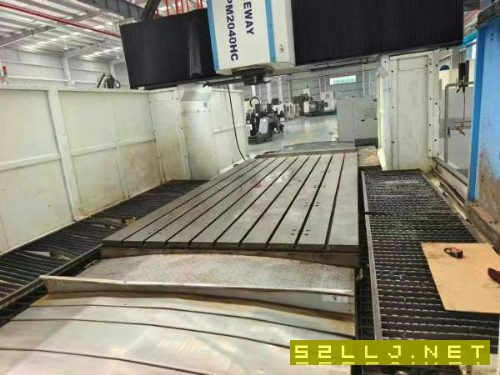 2022年紐威4028數(shù)控龍門發(fā)那科MFPLUS系統(tǒng)兩線一硬導(dǎo)軌.