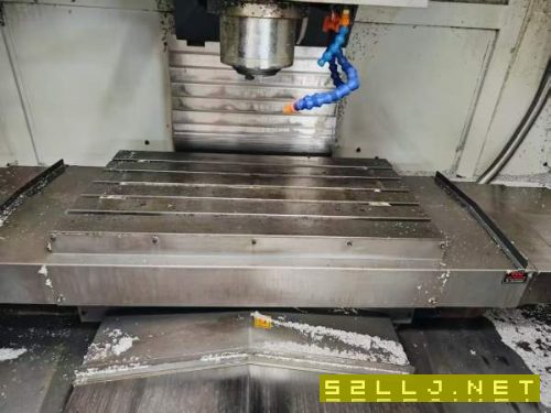 鉅鋼855重型加工中心2017年