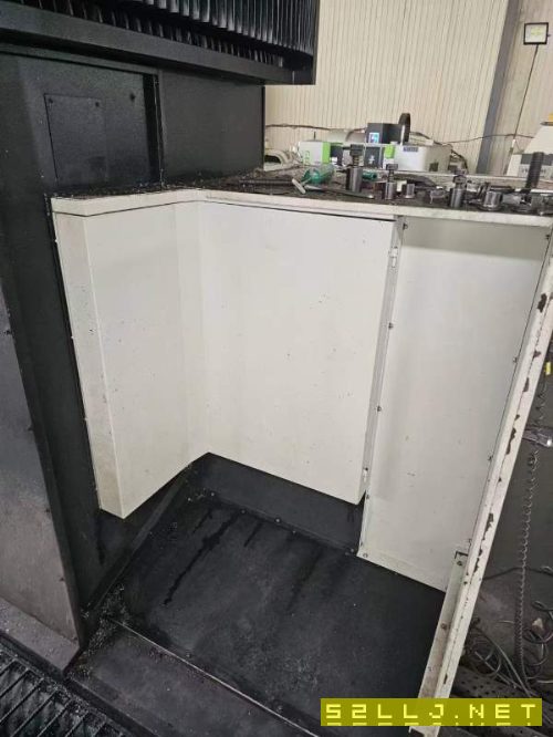 南通國盛3028龍門加工中心，2023年設備，帶全自動銑頭.