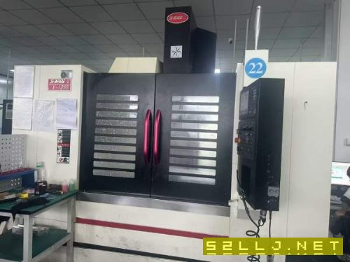 精品喬鋒1265加工中心三線滾柱，機械臂刀庫，三菱M80.