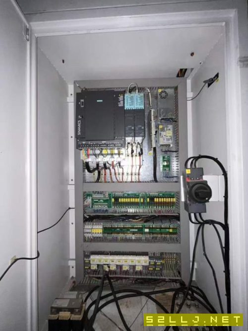 恒威DHV965龍門式5軸加工中心全新機系統(tǒng)：Siemens