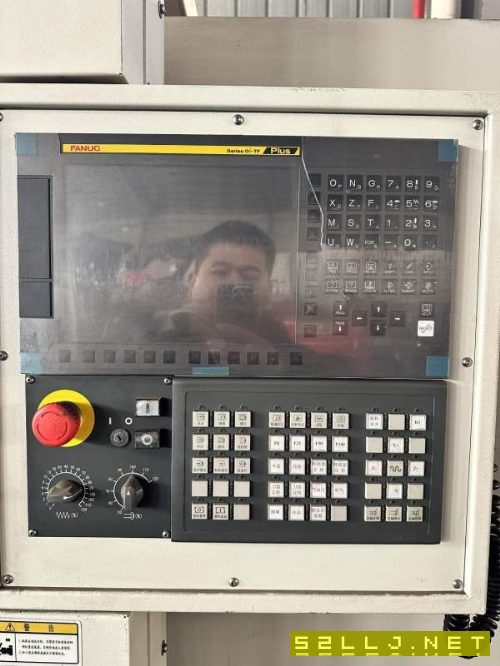 后三臺云南琥正10寸卡盤數控車，加工長度1500。