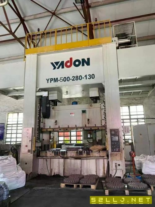 揚鍛閉式雙點壓力機YPM-400公稱力400KN滑塊行程400mm.