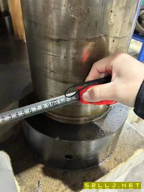 1200T壓門板的液壓機，有同行收嗎？價錢便宜