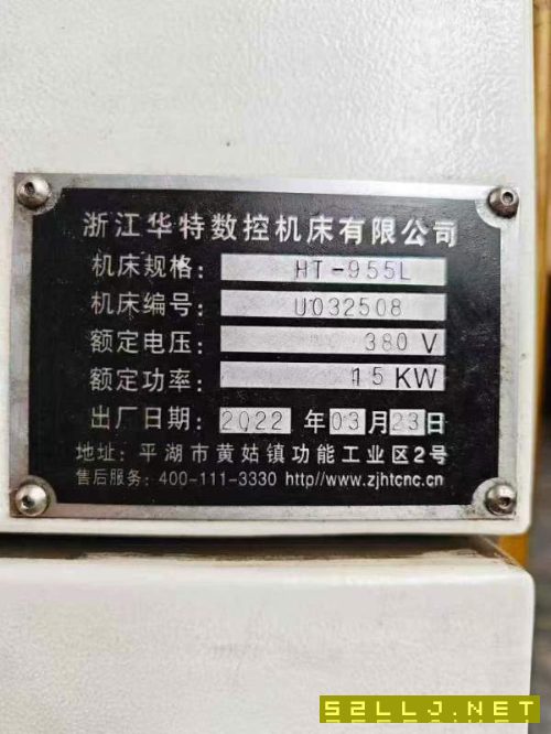 新到一臺華特955加工中心，發(fā)那科MFPIUS系統(tǒng)，三軸滾.