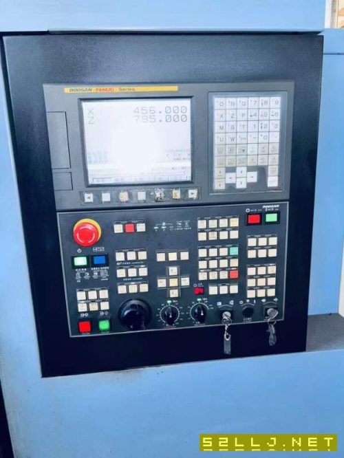 韓國斗山PUMA3050斜軌刀塔機，發(fā)那科系統(tǒng)，回轉直徑63.