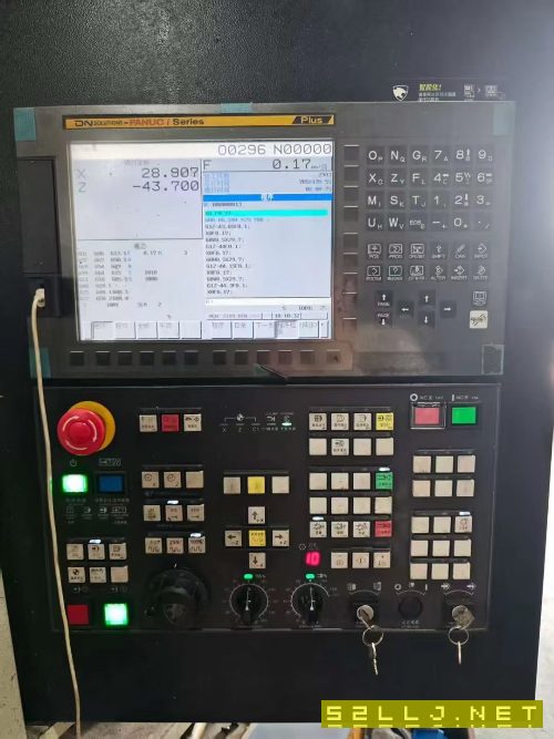 剛剛拿下一臺9.9成新2025年斗山迪恩LYNX305數控車床、.