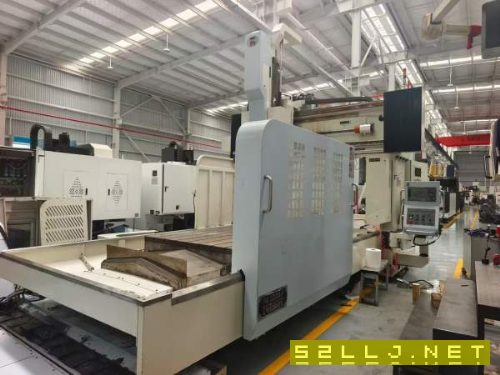 臺灣原裝綺發3020龍門加工中心兩線一硬導軌32把鏈式刀.
