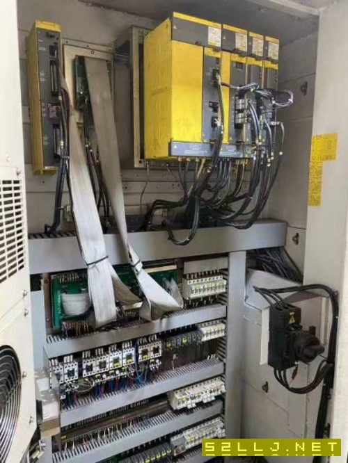 同款2臺，杭州友佳VB-610A重切削立式加工中心工作臺大.