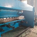 南通東方100噸3200折彎機(jī)]