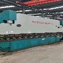 出售WF67K-200T/5000深喉數(shù)控折彎機(jī)