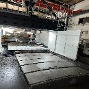 紐威4米龍門，工作臺2.5米4米，門寬3.3米，門高1.7米.