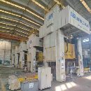 沈陽(yáng)工地還剩濟(jì)南二機(jī)2230五模沖壓線 630噸400噸400噸.