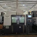 同款兩臺日本津上VA4高速高精加工中心，主電機18.5KW.