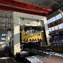 江蘇國力鍛壓機床有限公司產YL34-1300，工作臺尺寸400.