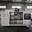 新到兩臺廣東鉅匠VH850L加工中心，三軸線規，行程8005.