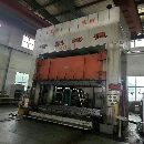 合肥海德產，800噸框架液壓機，安裝少用，4米大臺面。